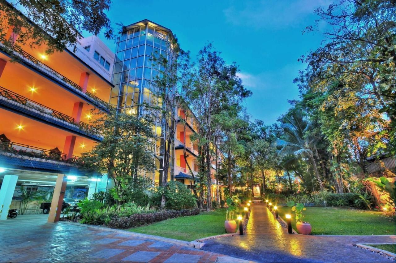 Gazebo Resort, Pattaya Luaran gambar